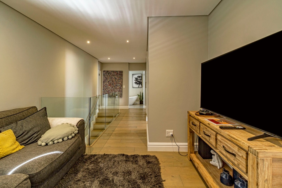 4 Bedroom Property for Sale in Croydon Gardens Estate Western Cape